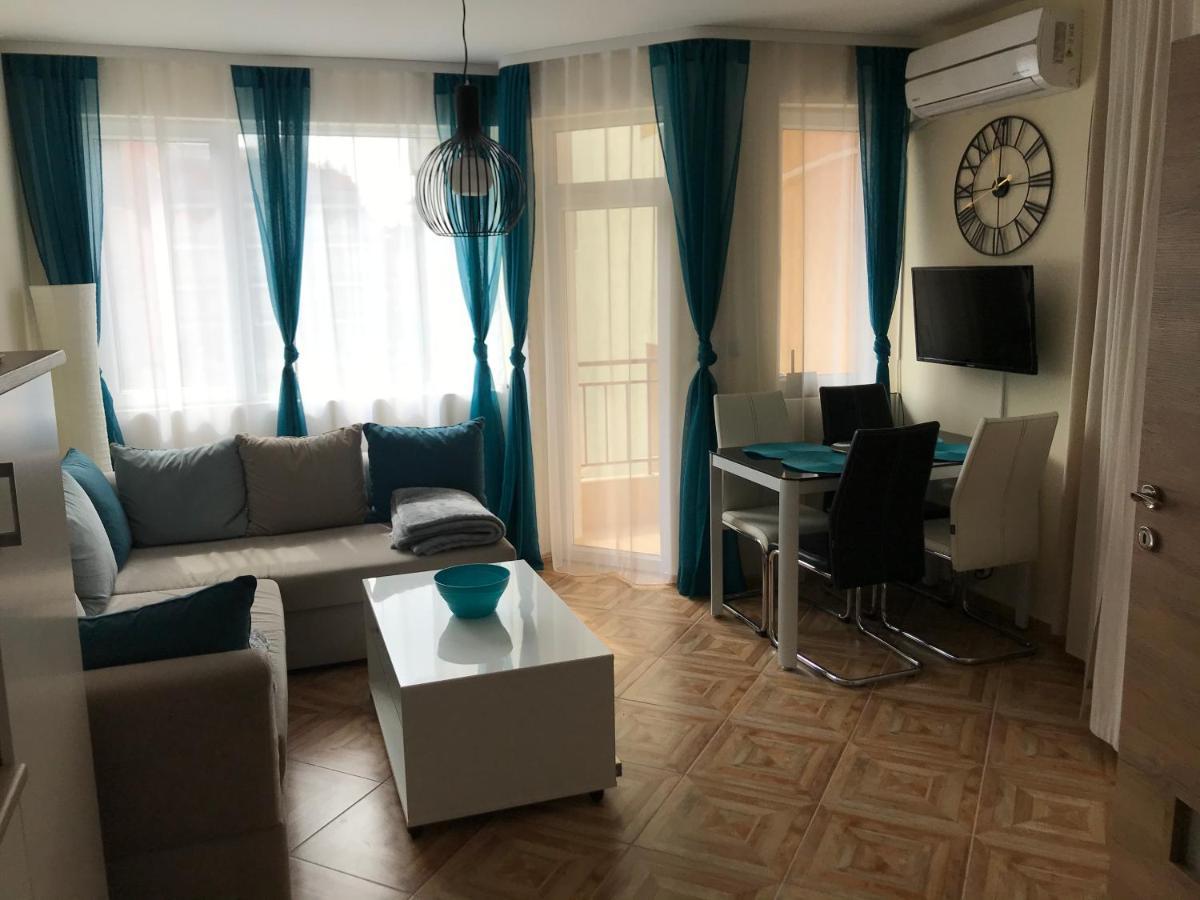 Familienapartment Am Strand In Primorsko Exterior photo